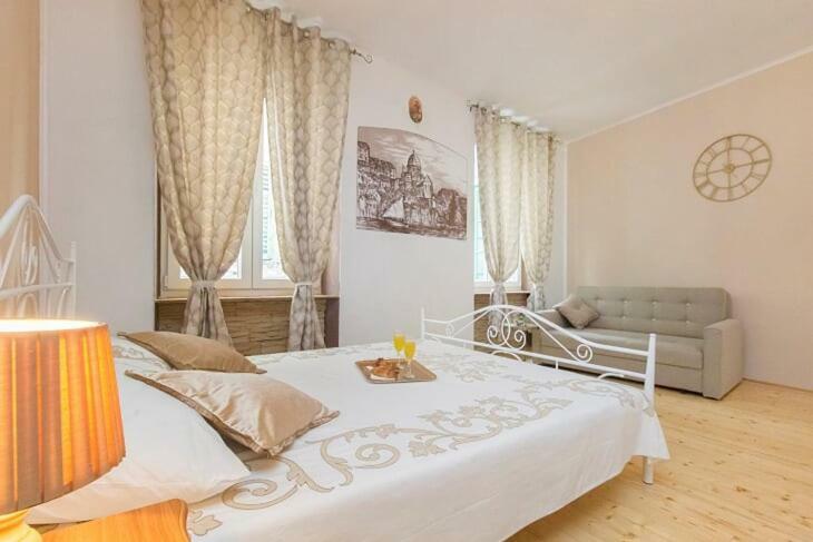 Sibenik Antique Studio Apartment - Old Town Ngoại thất bức ảnh