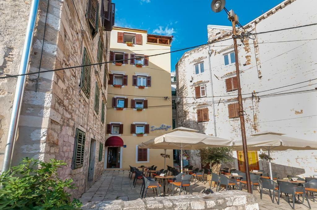 Sibenik Antique Studio Apartment - Old Town Ngoại thất bức ảnh